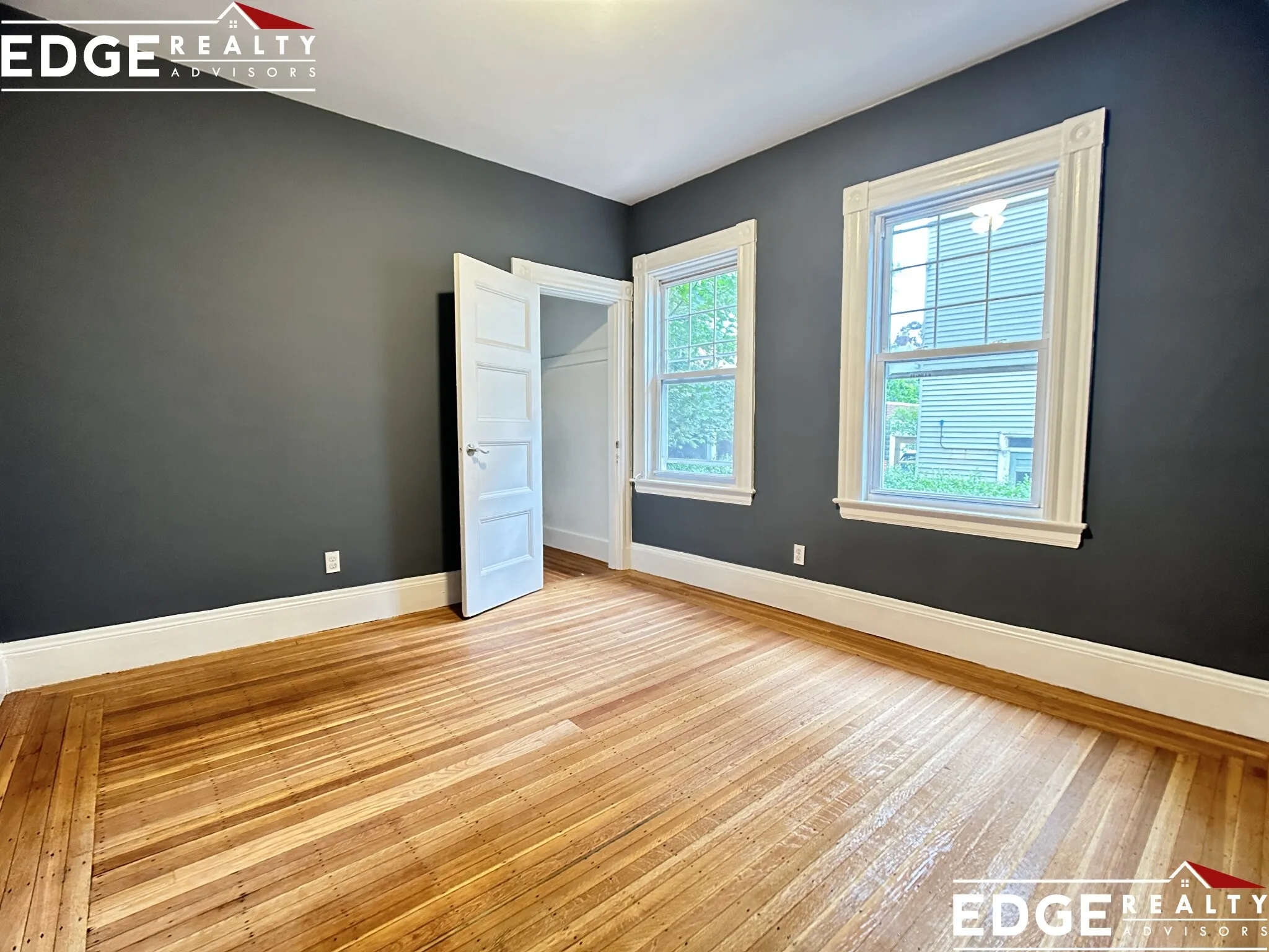 16 Leicester St, Oak Square