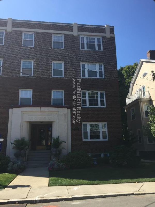 55 Langdon St, Neighborhood Nine