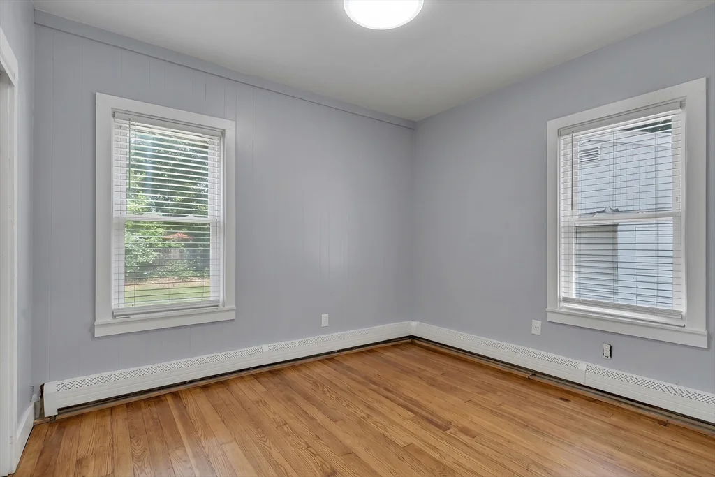 39 Hope St, Attleboro