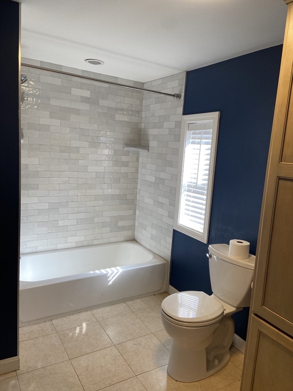 240 Paris St, East Boston