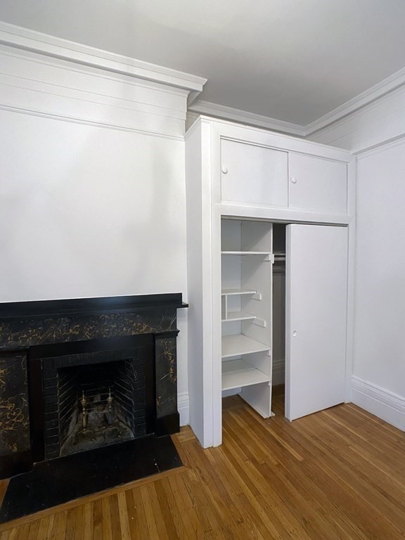 109 Charles St, Beacon Hill