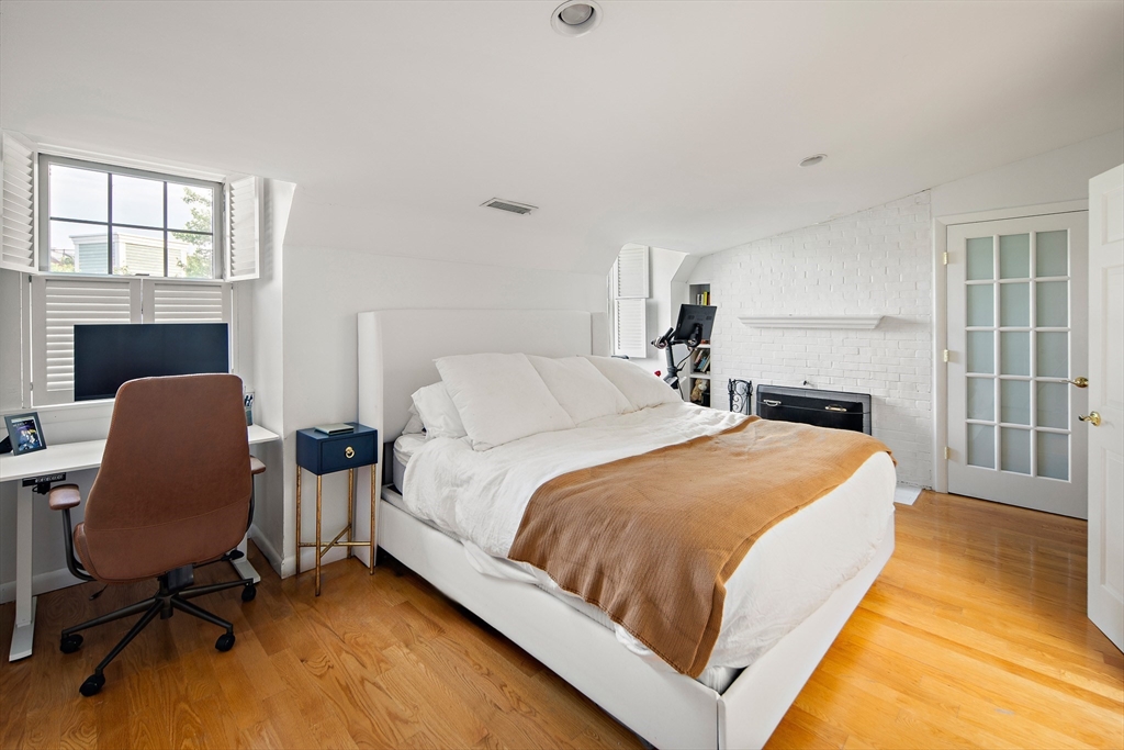 1 Devens St, Charlestown