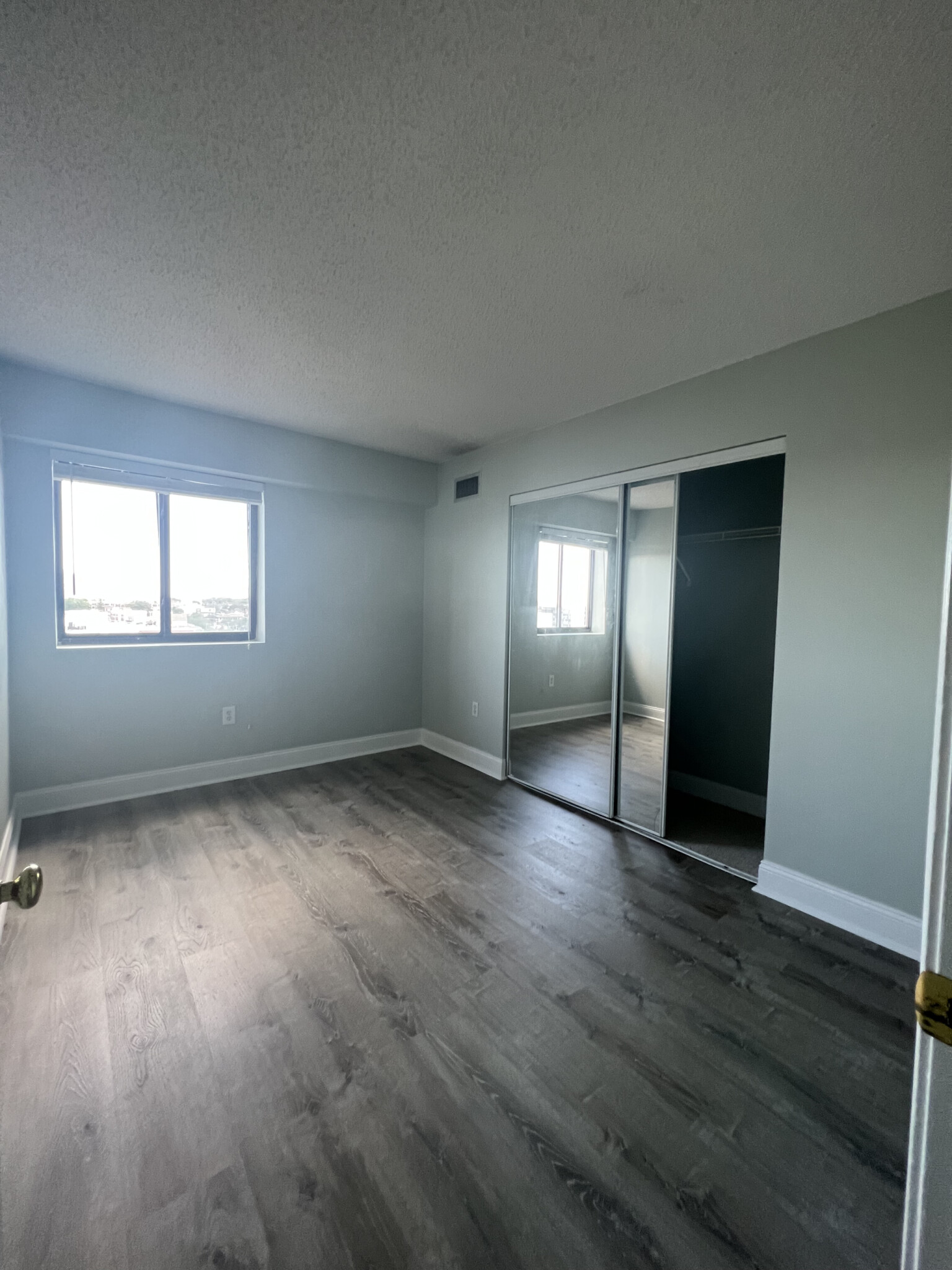 15 North Beacon St, Allston