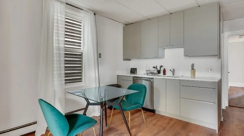 823 Dorchester Ave, Dorchester