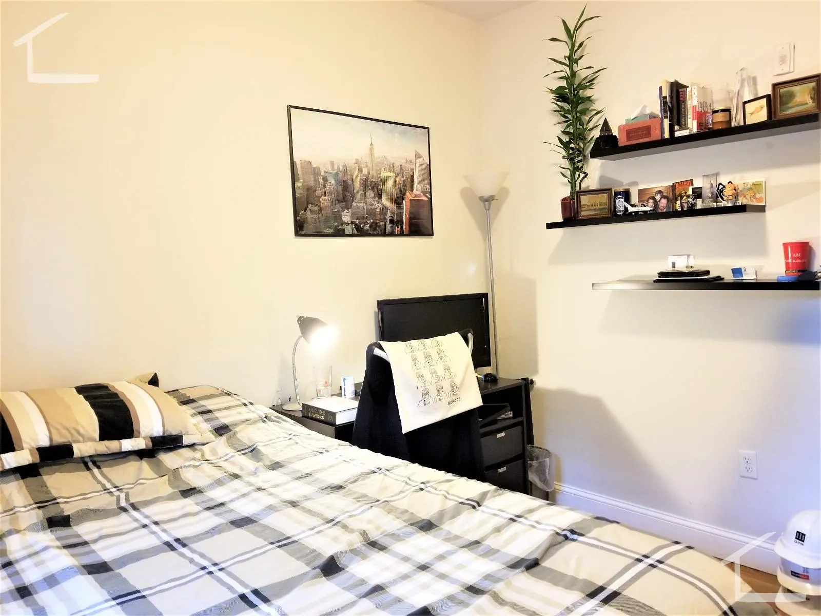 52 Kent St, Brookline Village