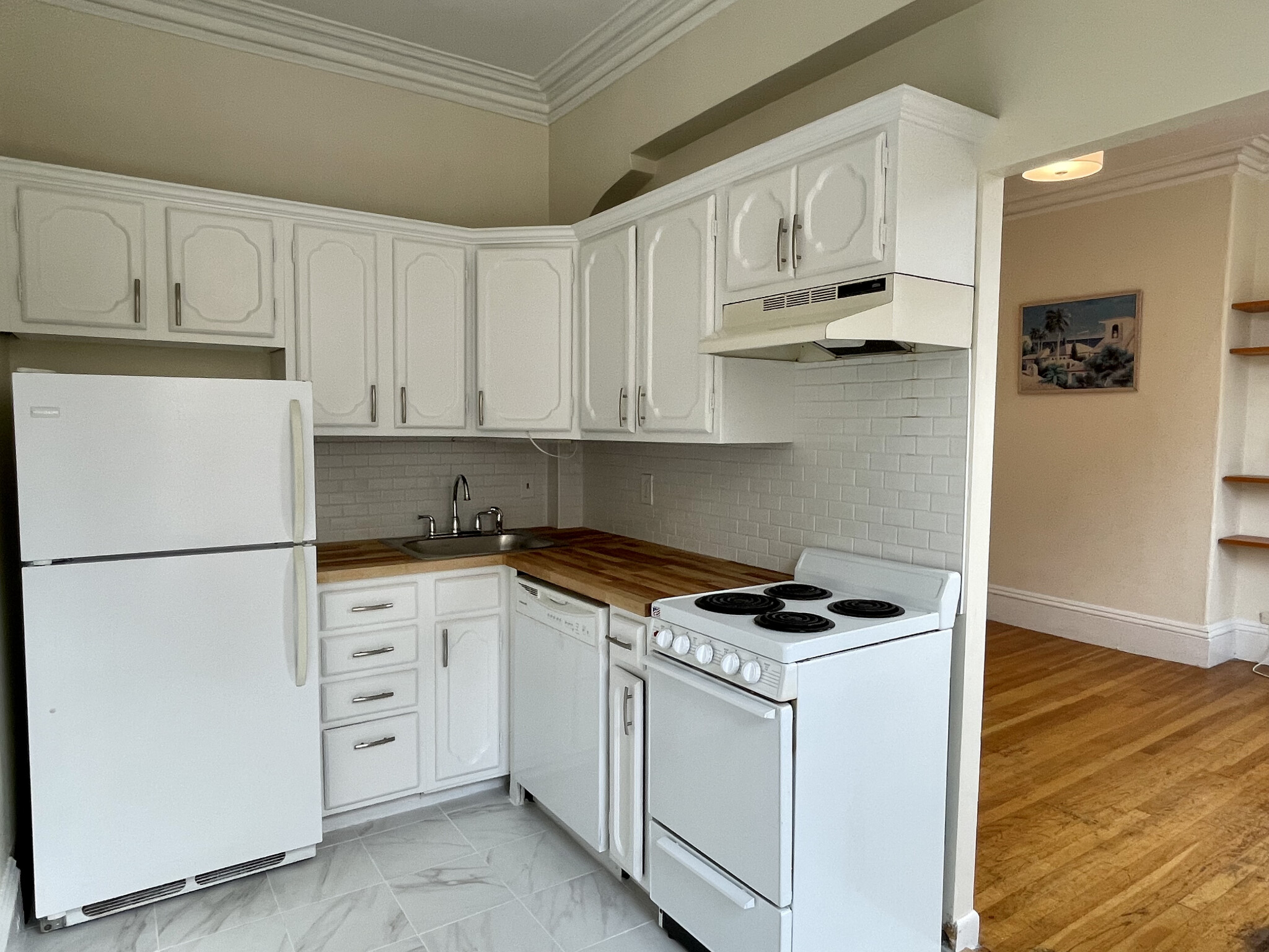 145 Arlington St, Back Bay