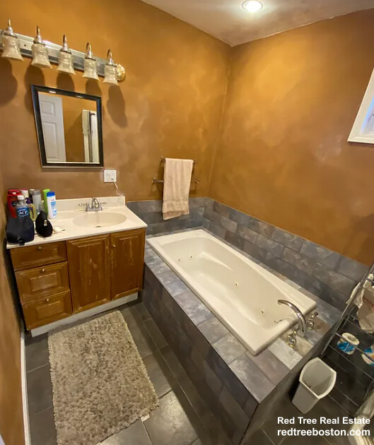 27R Albion St, Powder House Square