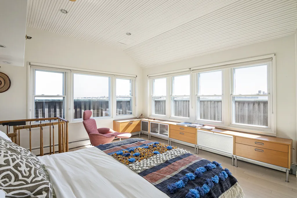 37 Winnisimmet St, East Boston