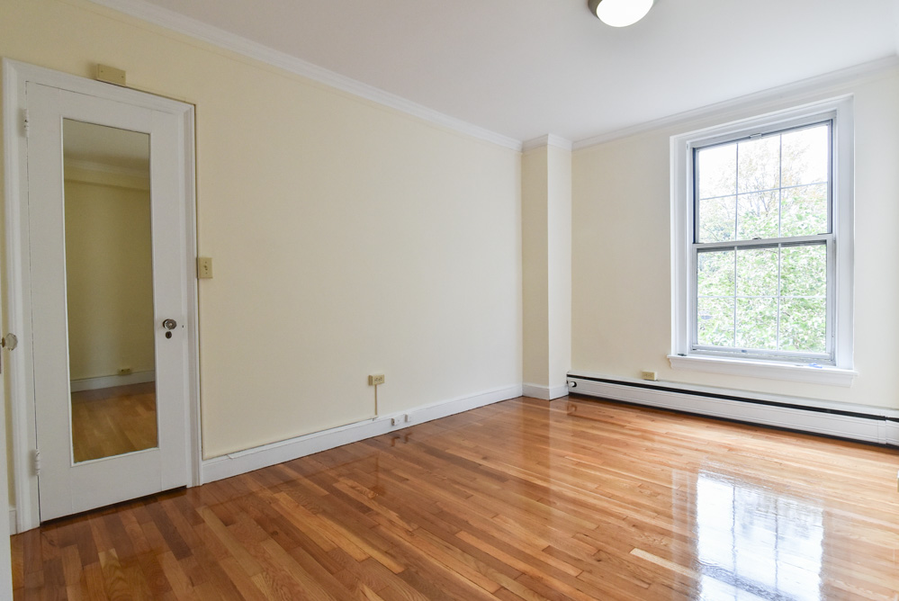 1284 Beacon St, Coolidge Corner