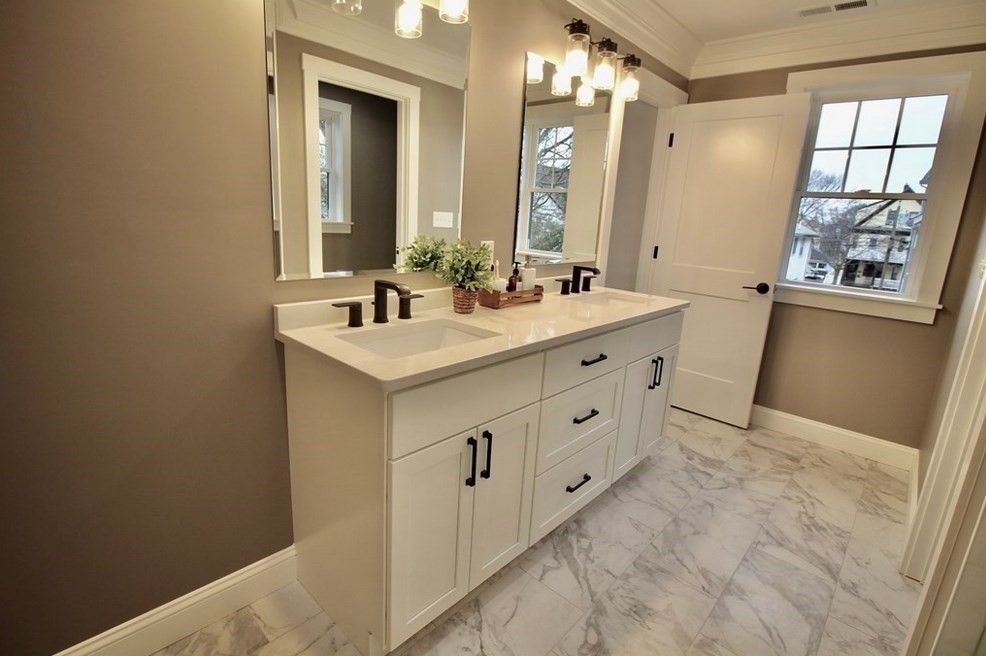 39 Winter St, Arlington