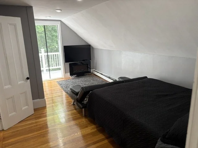 71 Hewlett St, Roslindale