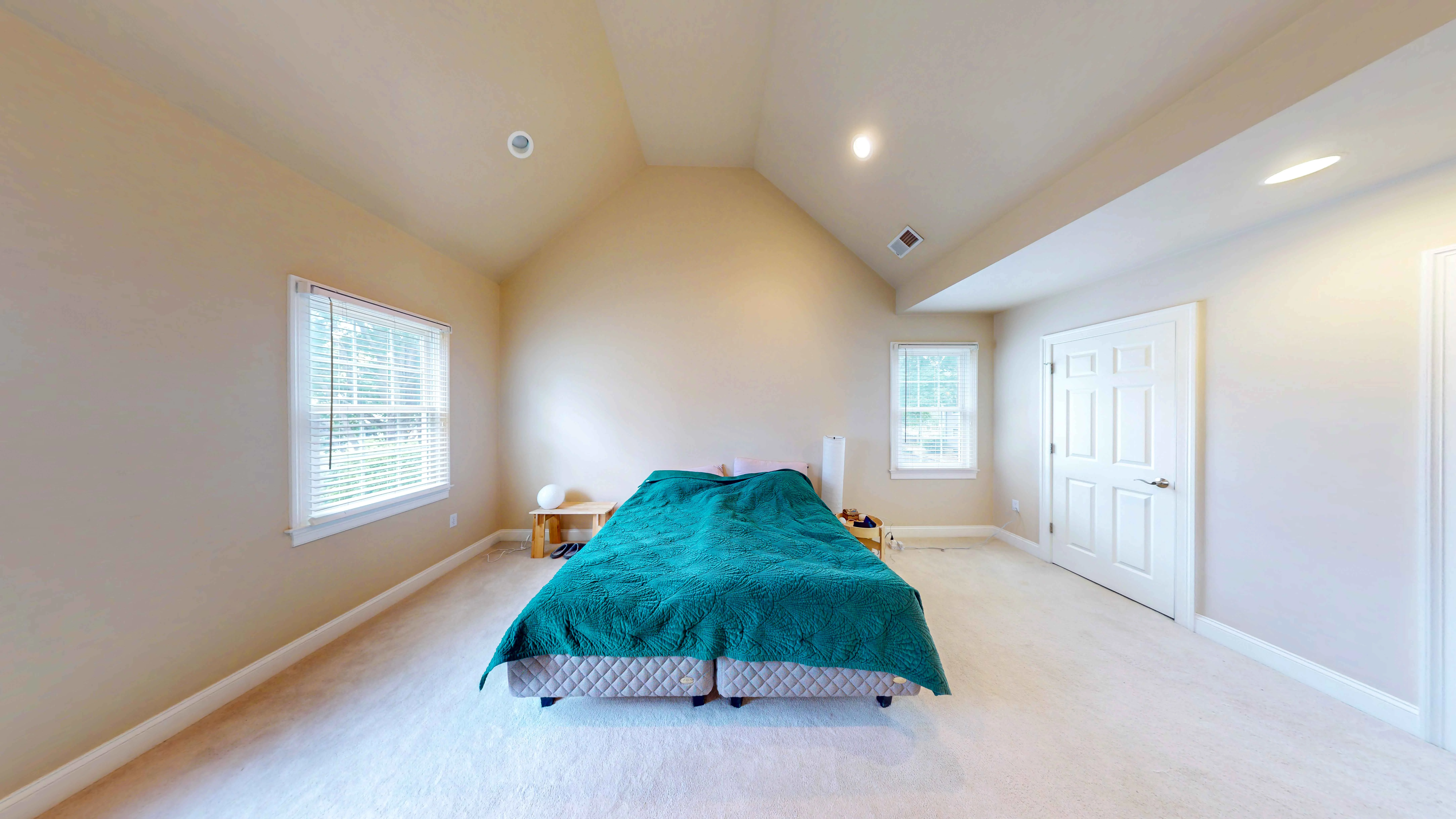 27 Mellon Rd, Wellesley