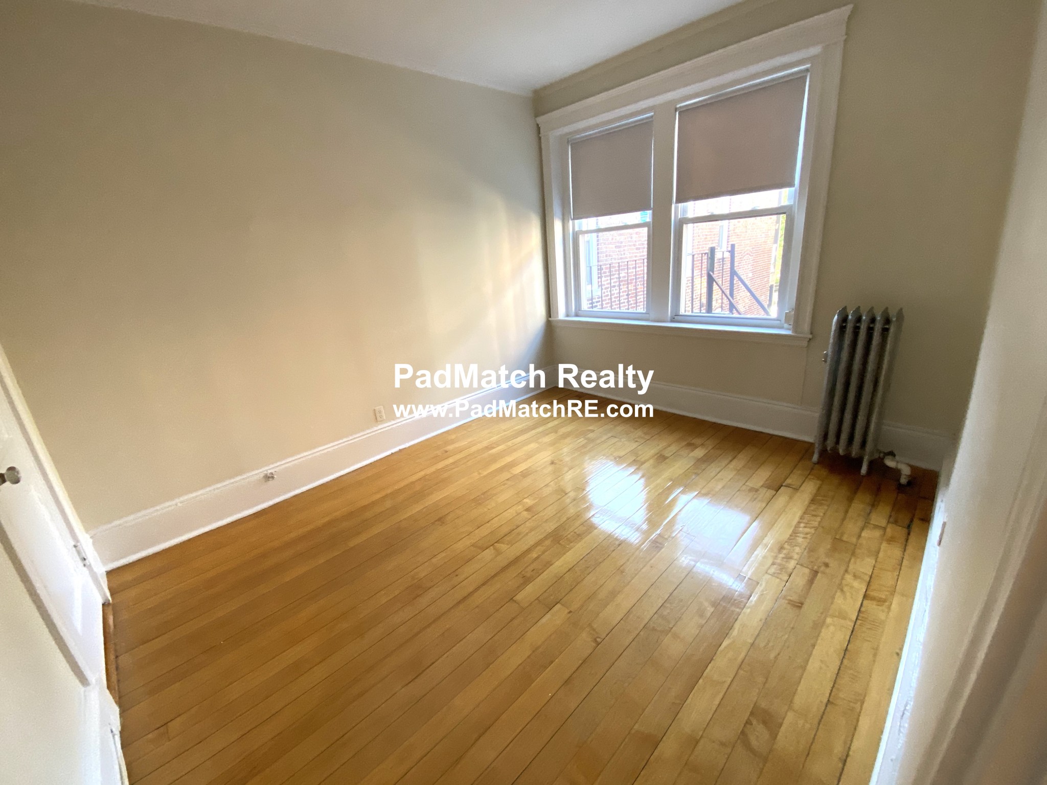 1822 Beacon St, Brookline