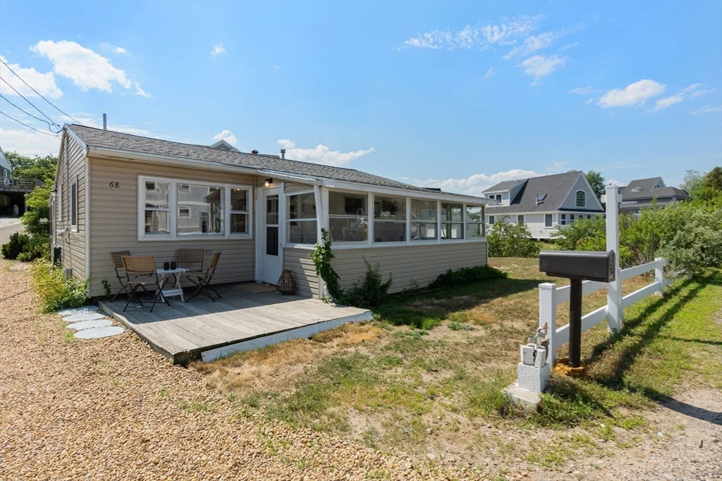 68 Southern Blvd, Plum Island