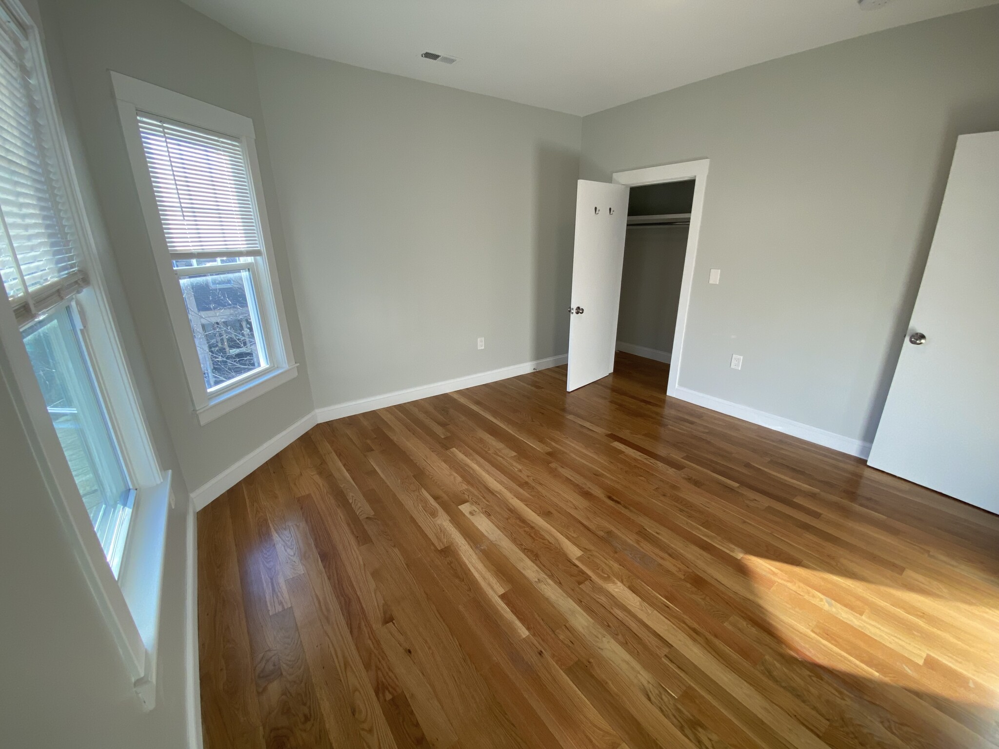 551 Park St, Dorchester