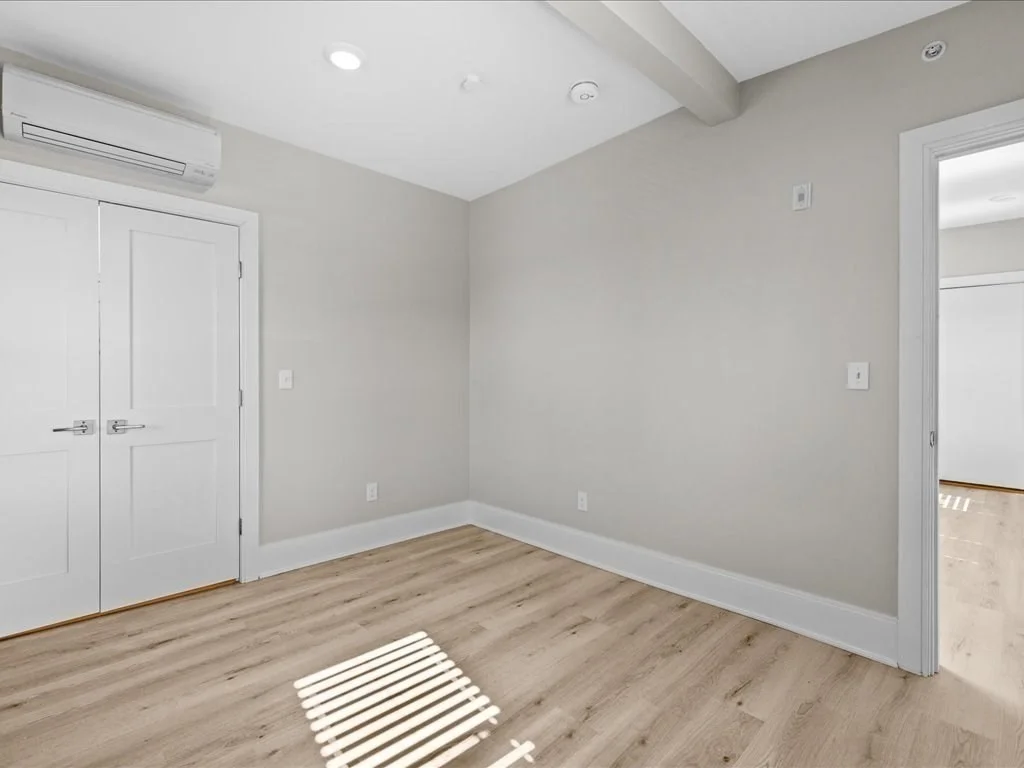 87-89 Malden, Everett