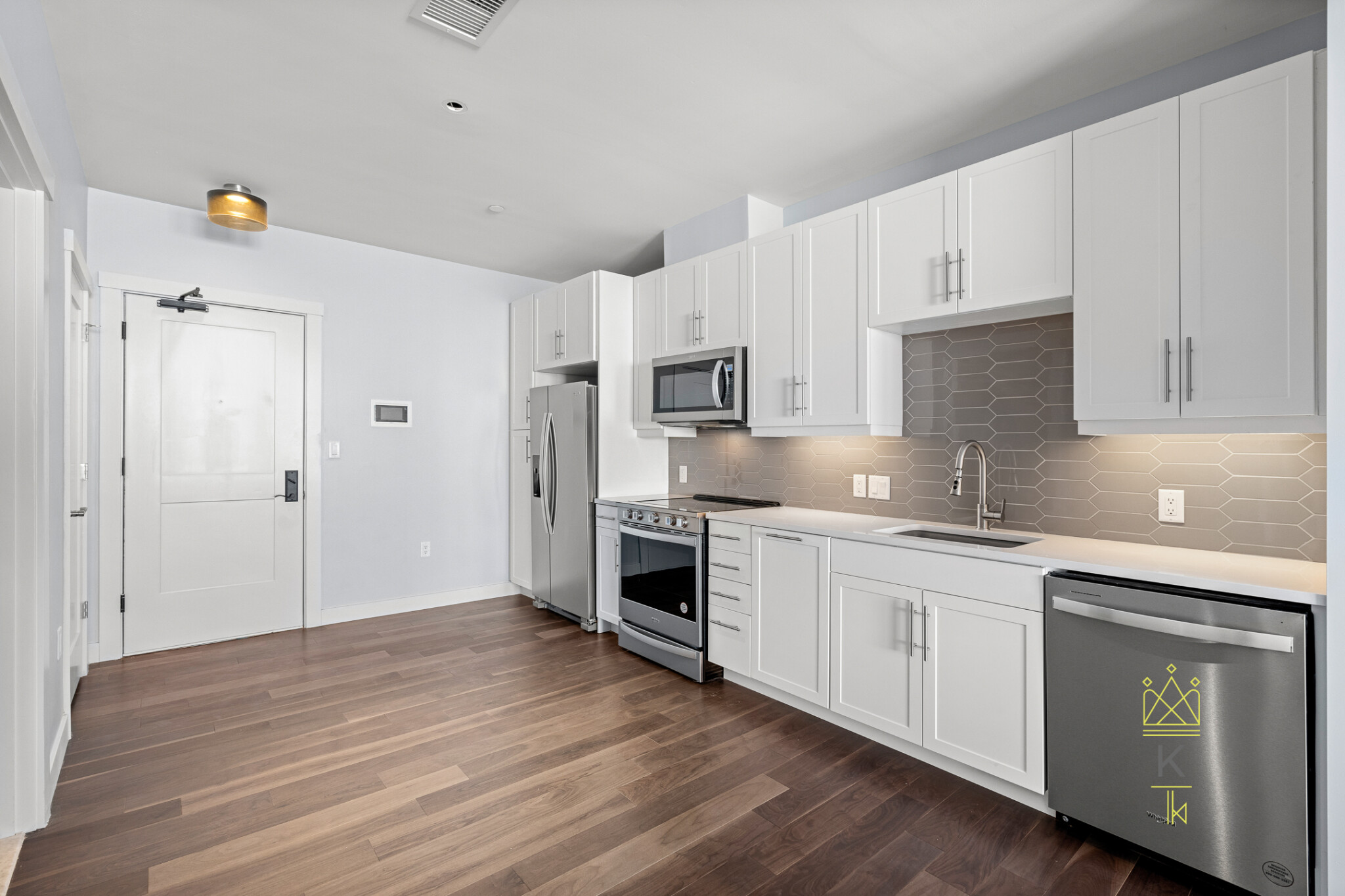 136 Babcock St, North Brookline