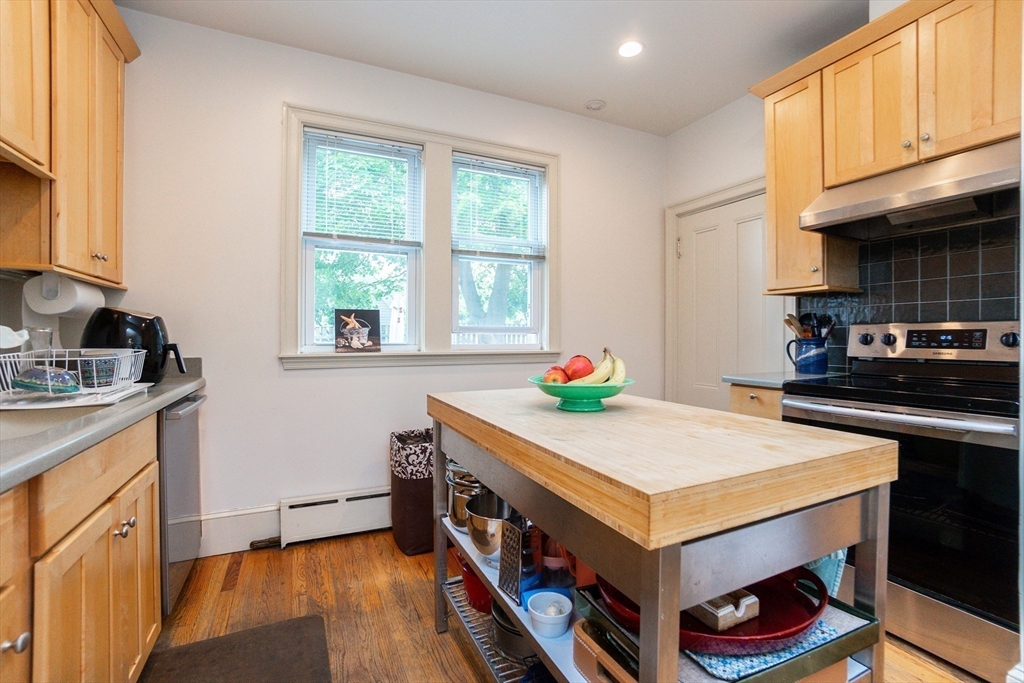 101 Central Ave, Newtonville