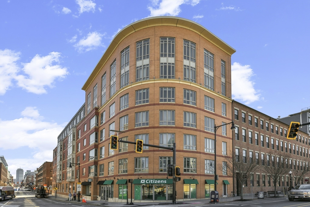 17 Otis St, East Cambridge