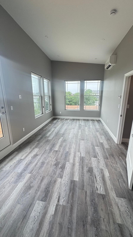 99 Temple St, Revere