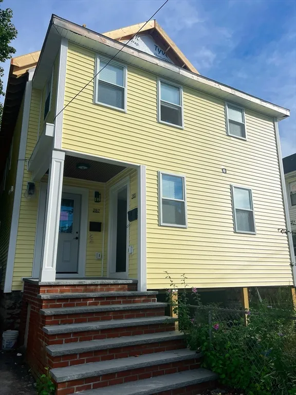 285 Beech St, Belmont