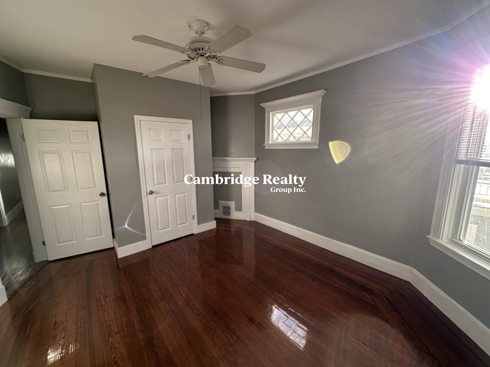 10 Farragut Ave, West Somerville