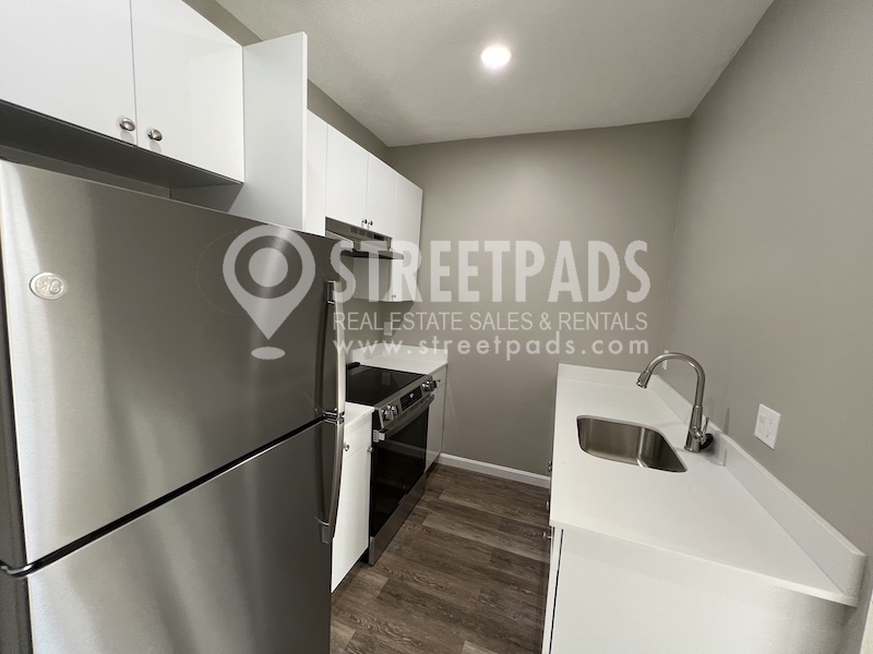 50 Evergreen St, Jamaica Plain