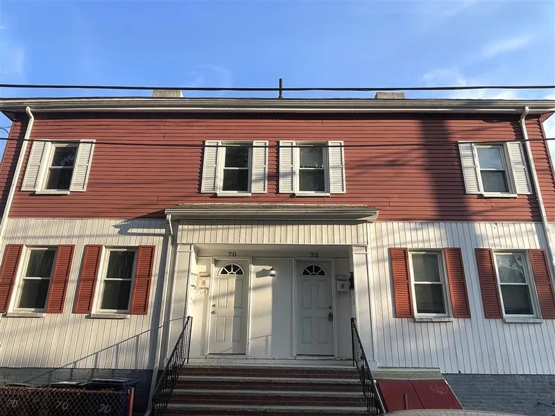 72 School St, The Port