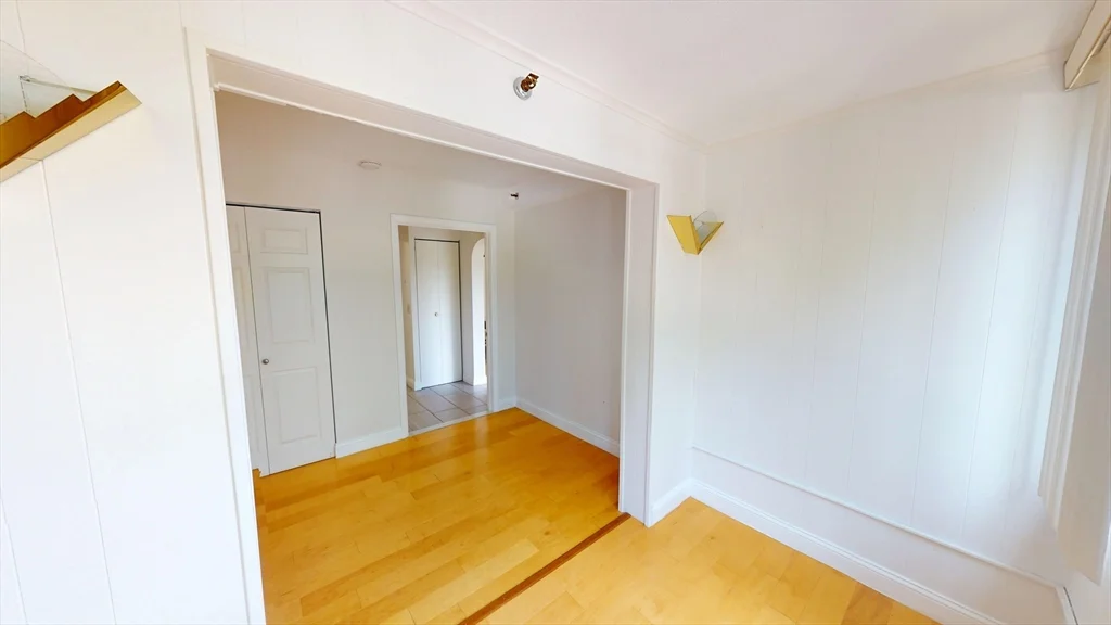 1731 Beacon St, Brookline