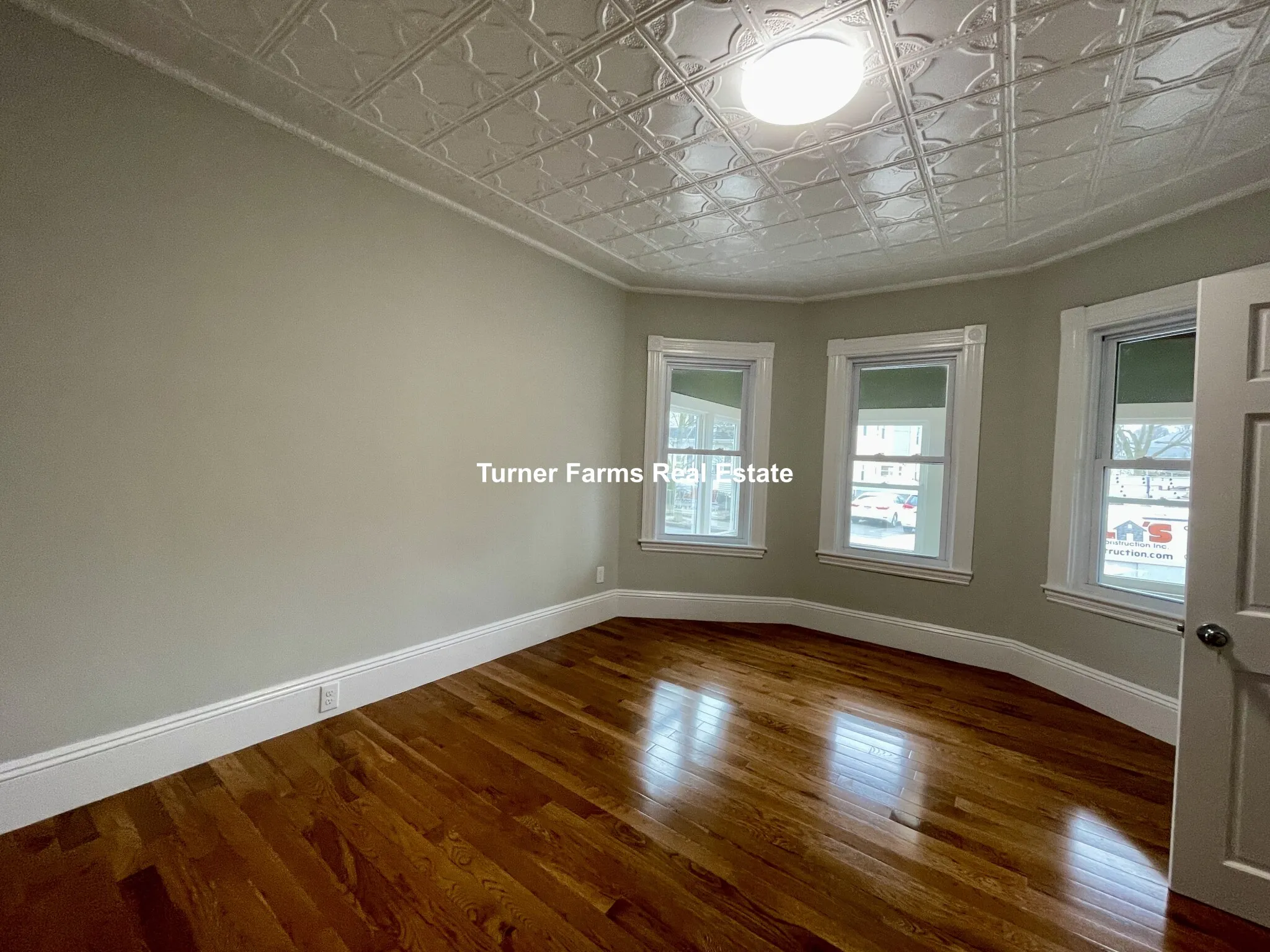 43 Martin St, Medford