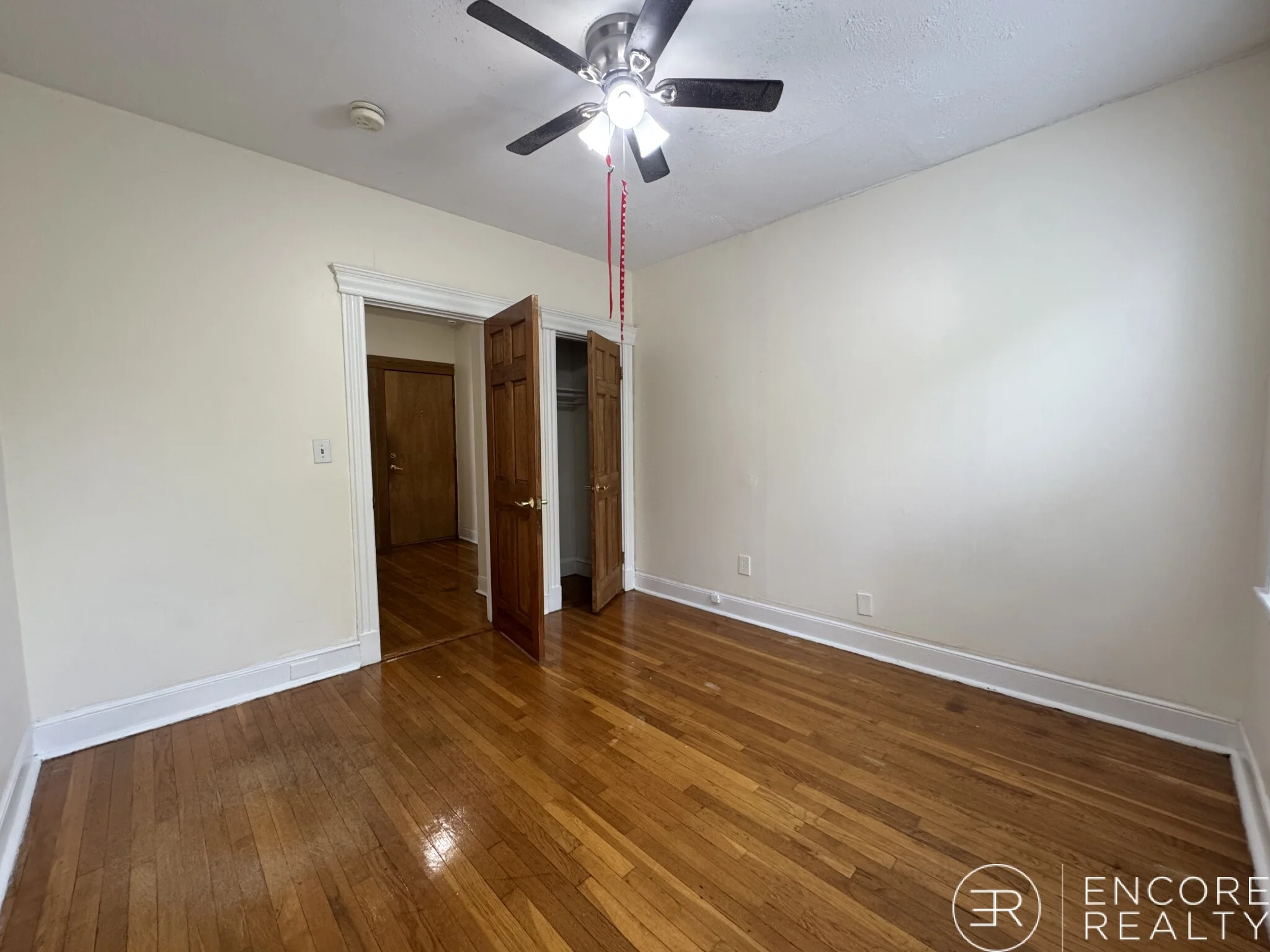 364 Riverway, Mission Hill