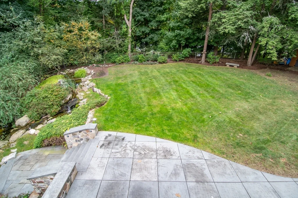 67 Whittier Rd, Wellesley
