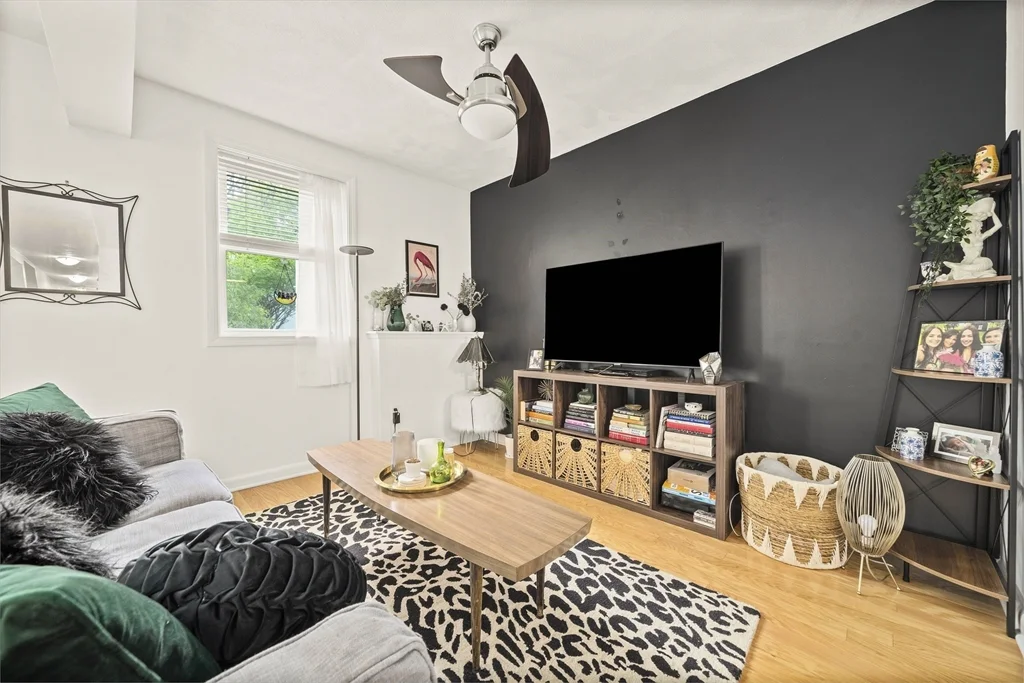 11 Marion St, Roslindale