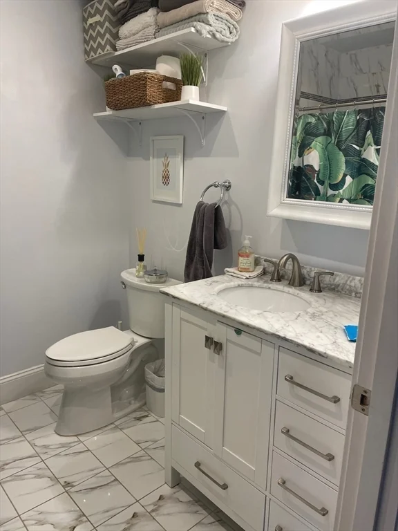 227 Bowen St, South Boston