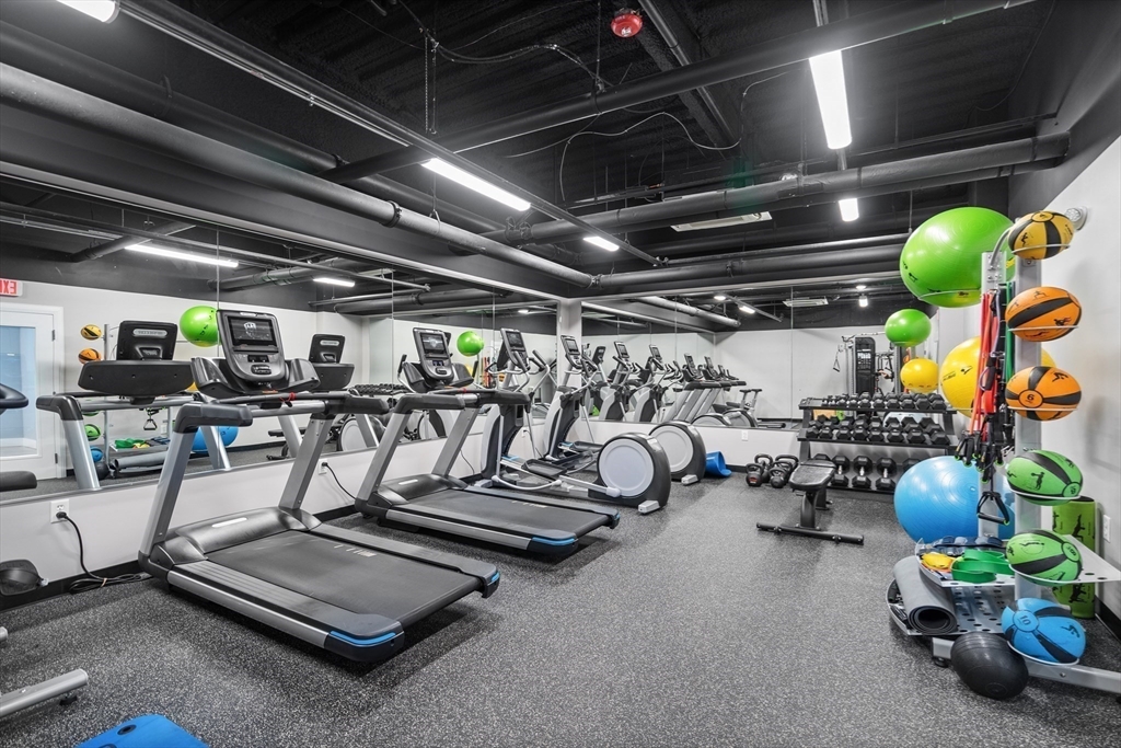 20 West Fifth St, South Boston