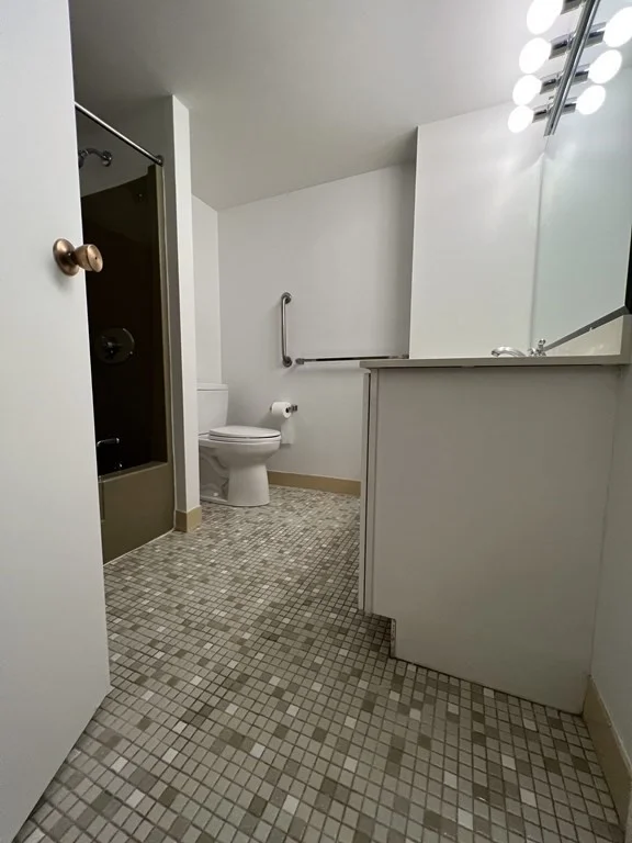 1550 Worcester Rd, Framingham
