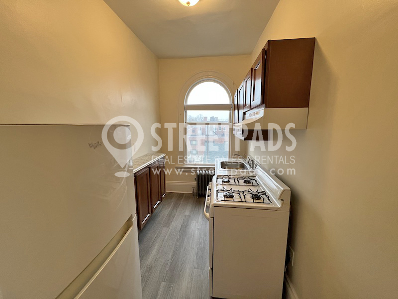 2 Ware St, Mid-Cambridge