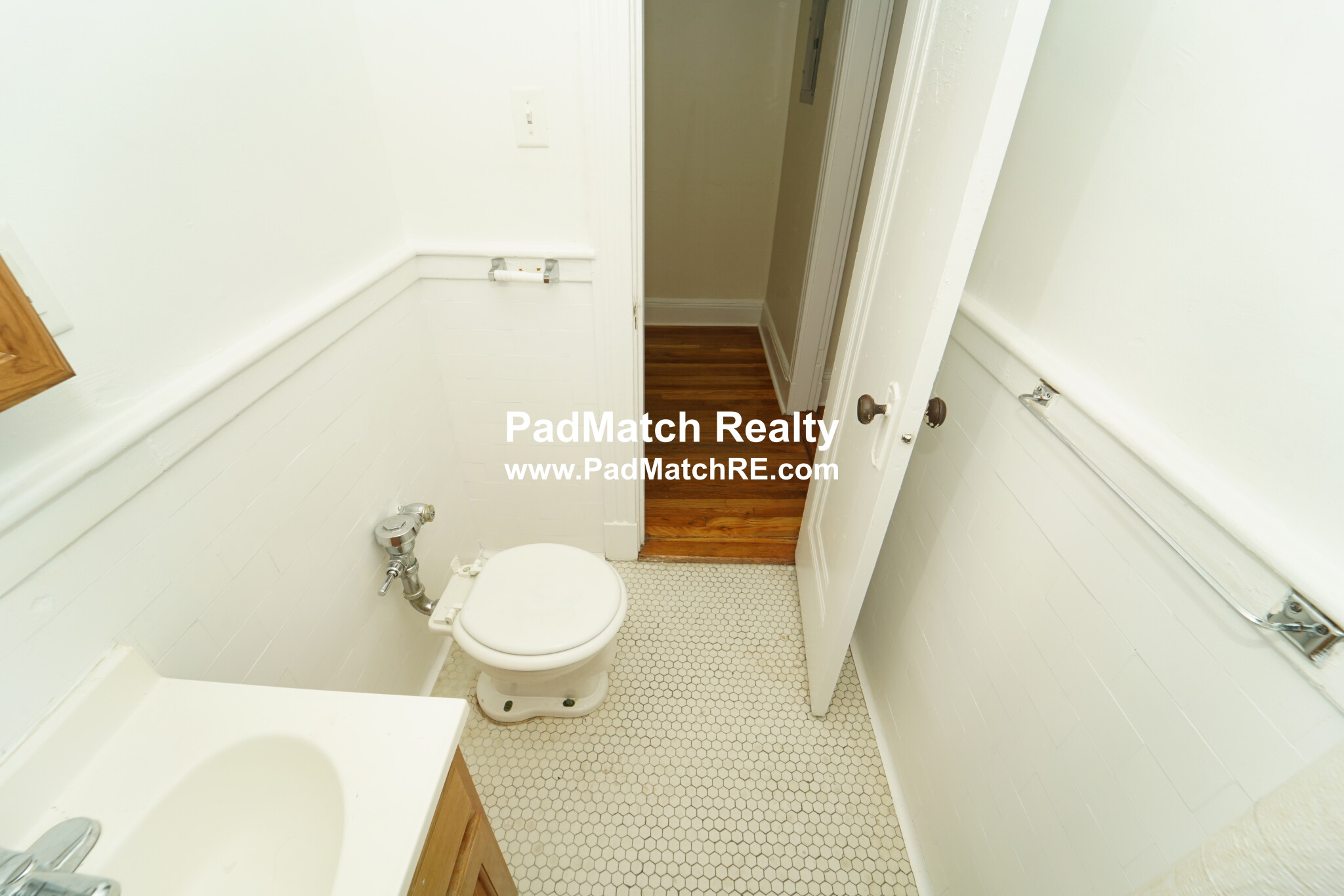 1191 Boylston St, Fenway