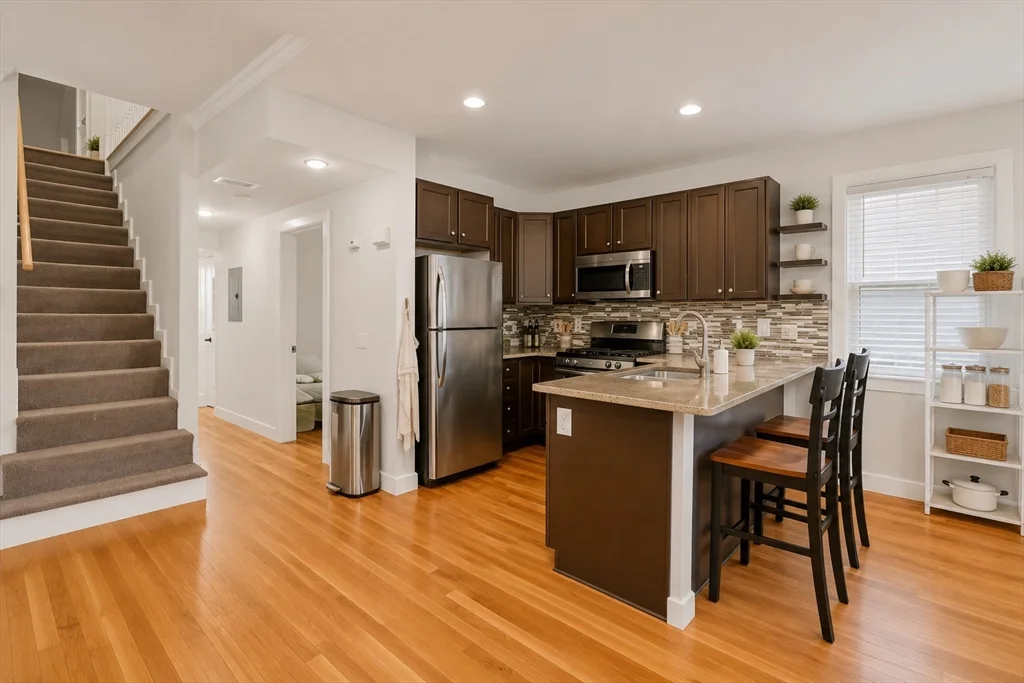 66 Mozart St, Jamaica Plain