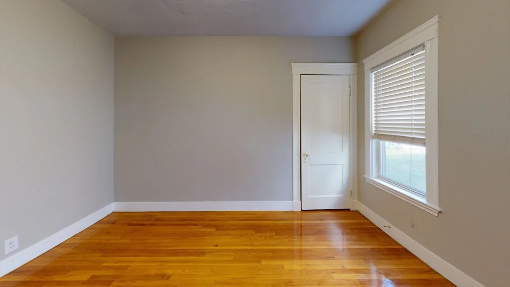 72-74 Harlow, East Arlington