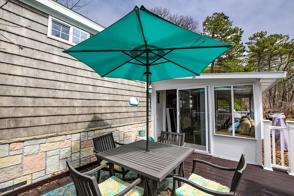 185 Cotuit Rd, Sandwich