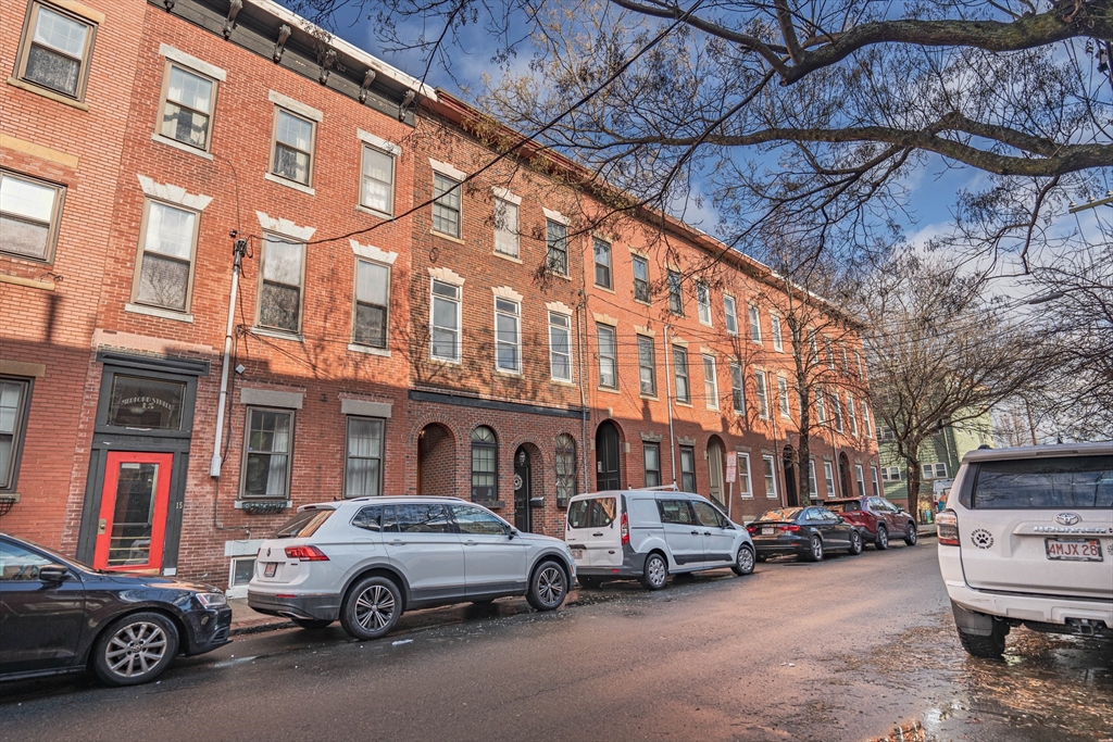 19 Medford St, Chelsea