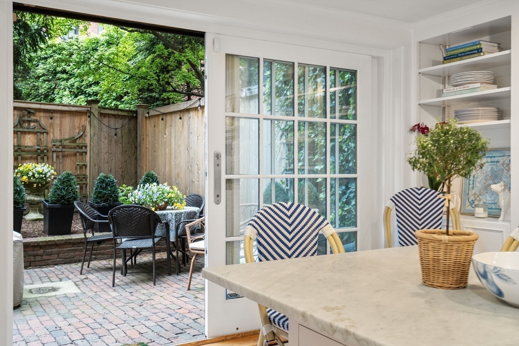 2 Mount Vernon Sq, Beacon Hill