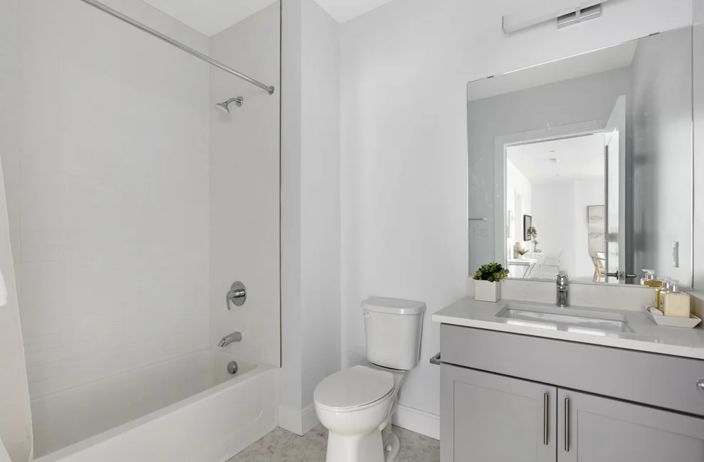 90 Ocean Ave, Revere