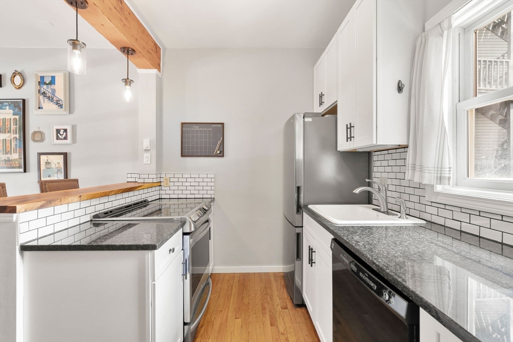 3 Winthrop St, Charlestown