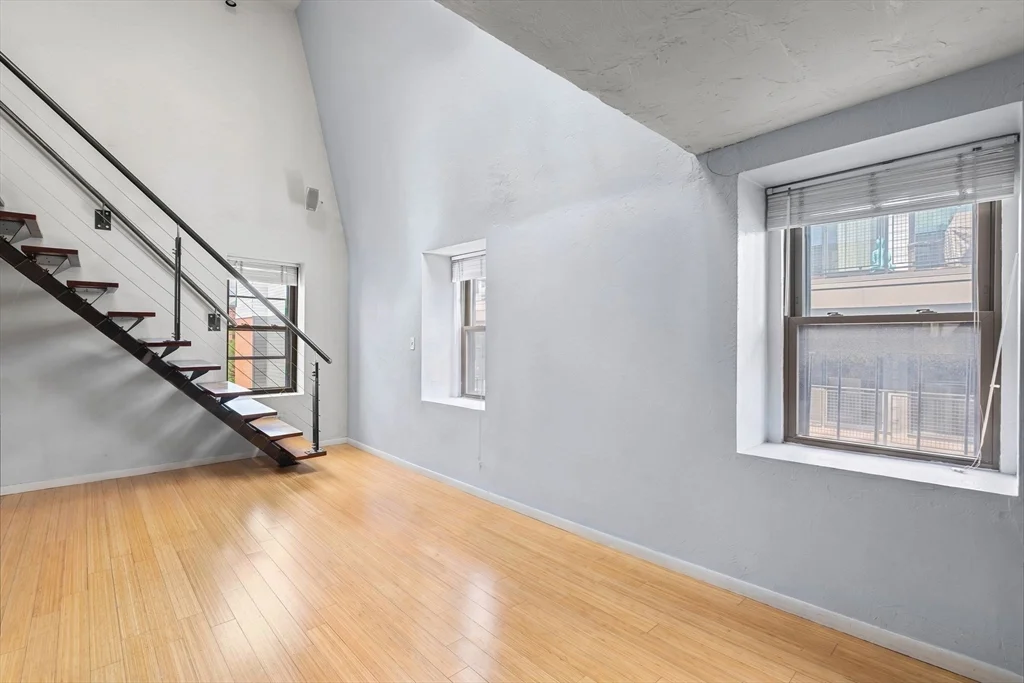 148 F St, South Boston