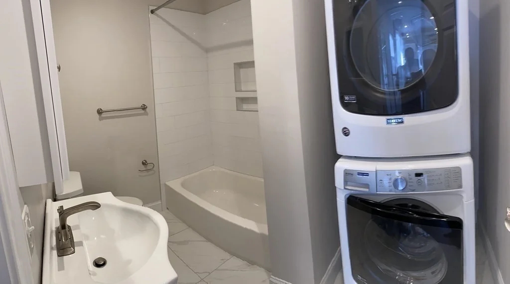 37 Walnut Pl, Newtonville