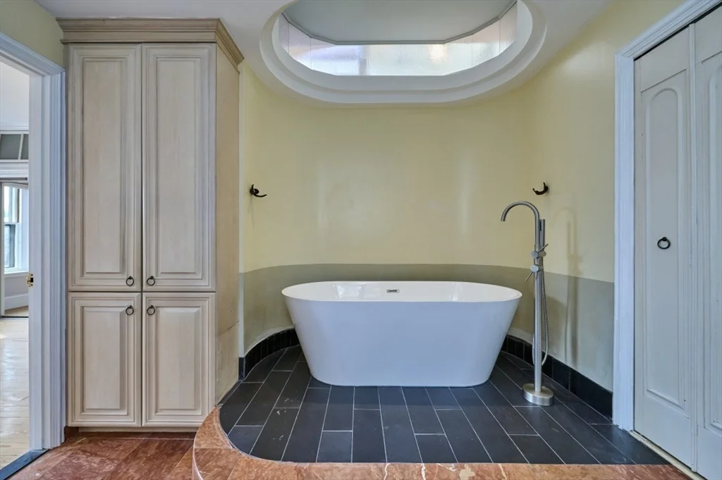 34 Yarmouth St, South End