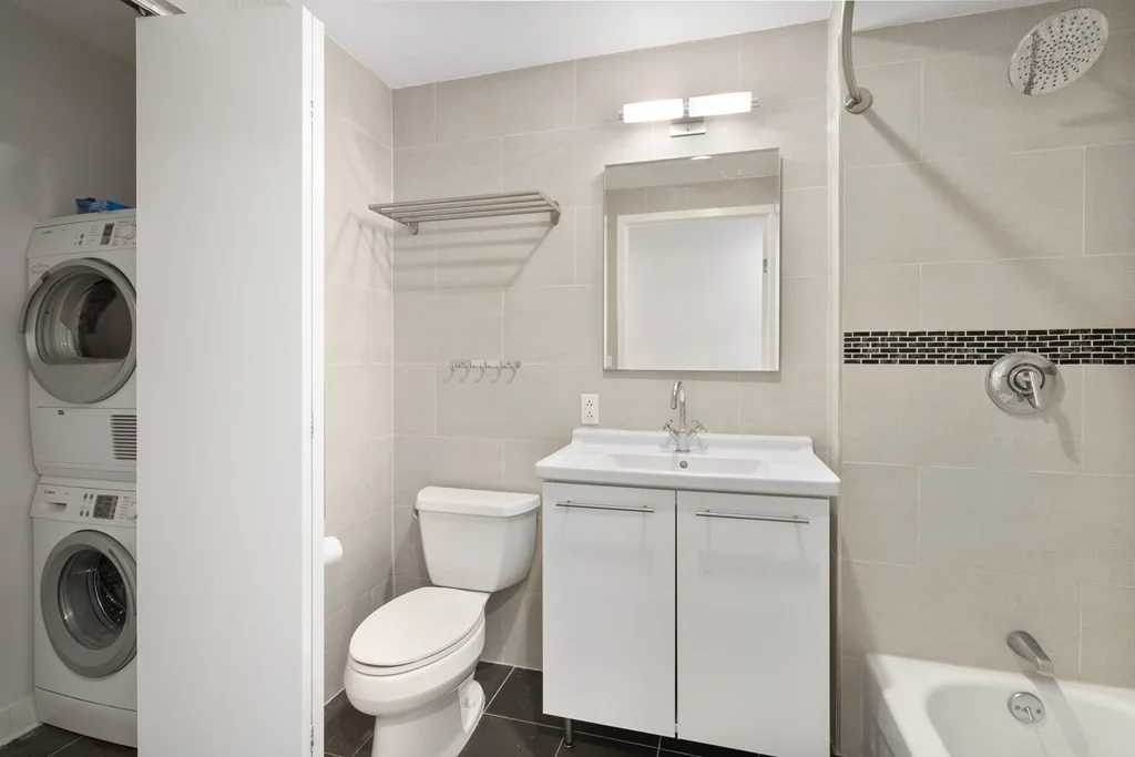 2 Earhart St, East Cambridge
