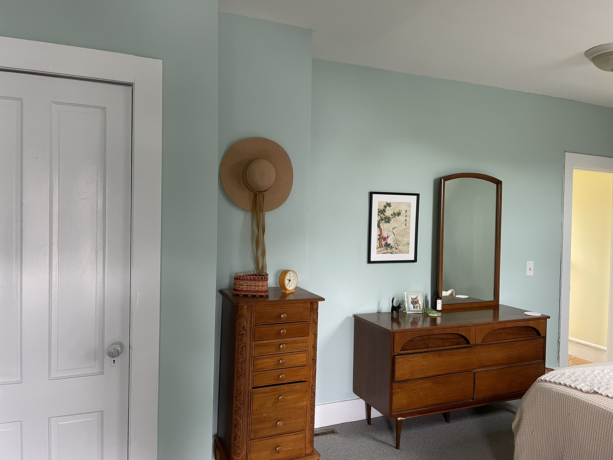 1 Bellevue Ter, South Medford